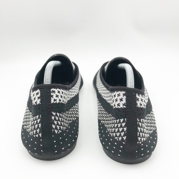 SKECHERS Cleo Hot Dot Black White Stretch Knit Flats Womens 10 - Picture 5 of 8